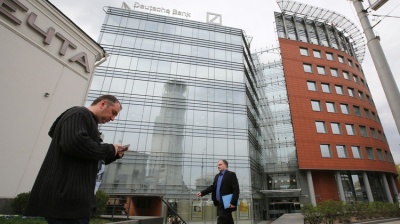 Sacked trader's wife brings new charges in Deutsche Bank Moscow scandal